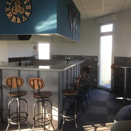 Chateau D'eau Le Sable Nyaraló *