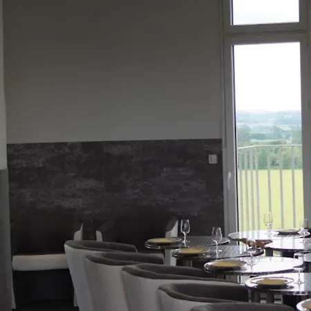 Chateau D'eau Le Sable *