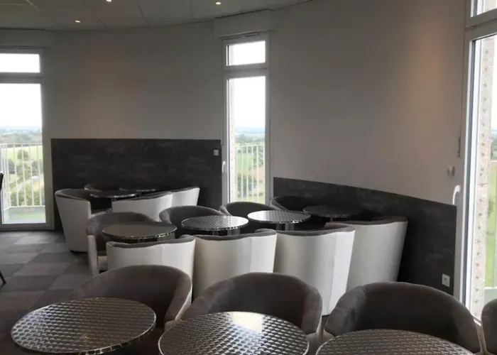 Chateau D'eau Le Sable * Daon