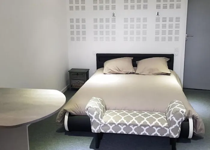 Chateau D'eau Le Sable *